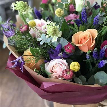 How to create a Hand tied bouquet - Sept 17th 7-9pm